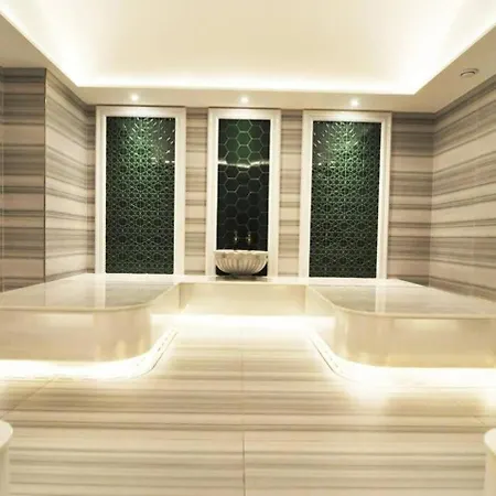 Bright Lovely Deluxe 1bd Condopoolviews! #134 度假居