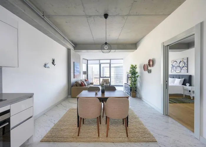 Bright Lovely Deluxe 1bd Condopoolviews! #134 Vakantiehuis *