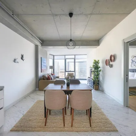 Bright Lovely Deluxe 1bd Condopoolviews! #134 Semesterbostad *